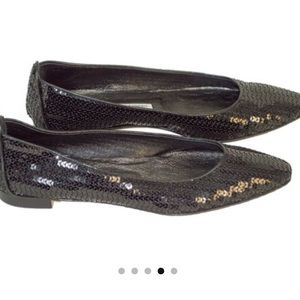 • MANOLO BLAHNIK • black sequin flats